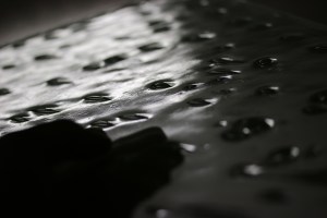 Verre artistique renfermant des bulles d'air